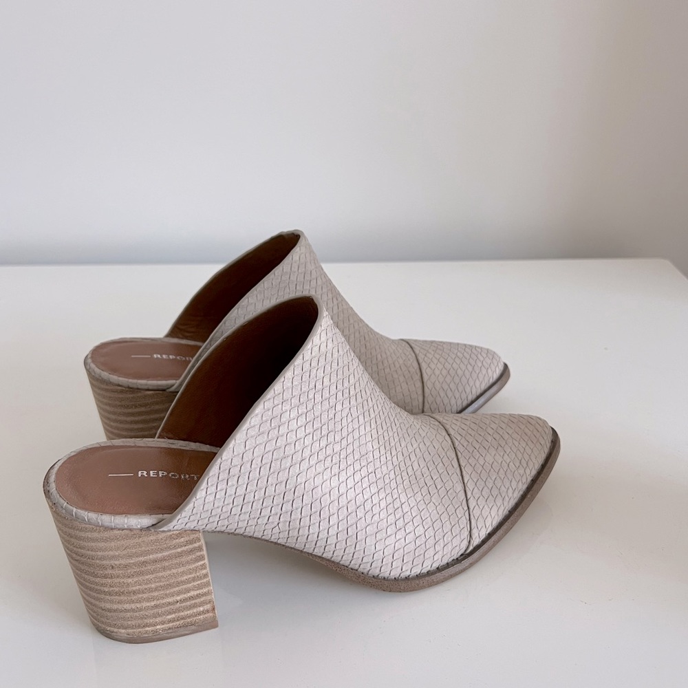Report Women’s Faux Snake Print Pointed Toe Mule Shoe Size 8